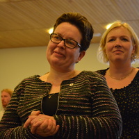 Avaa kuva isommaksi Johtava diakonian viranhaltija Päivi Isomäki ja luottamushenkilö Päivi Muhonen.