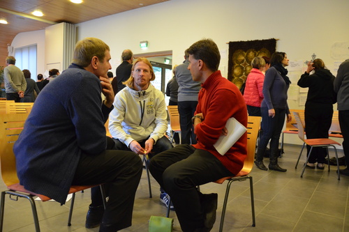 Avaa kuva isommaksi Markku Antola, Mikko Sulander ja Olli-Pekka Silfverhuth Pappilanniemessä.