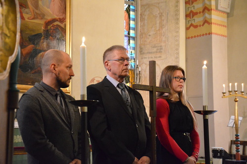 Avaa kuva isommaksi Piispanmessu 25.10. Sääksmäen kirkossa.